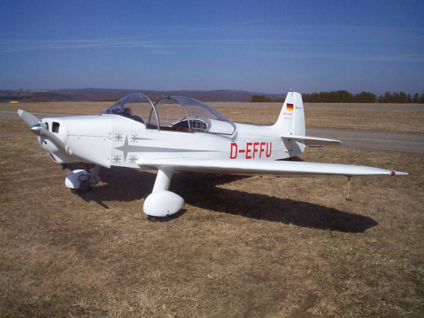 EMMI 001.jpg