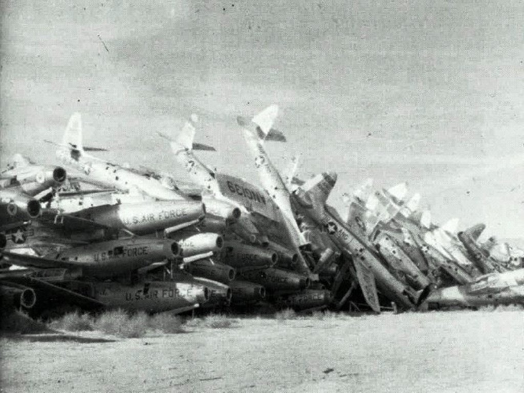 Destruction massive d'armes_F-84G.jpg