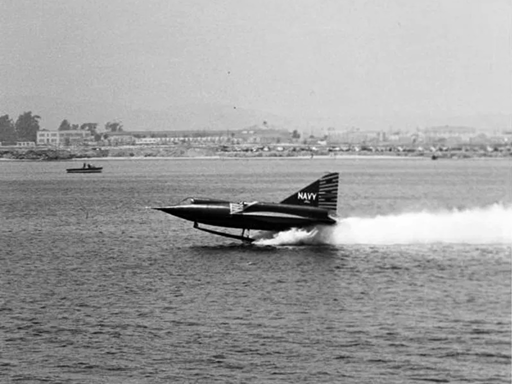 Convair Sea Dart.jpg