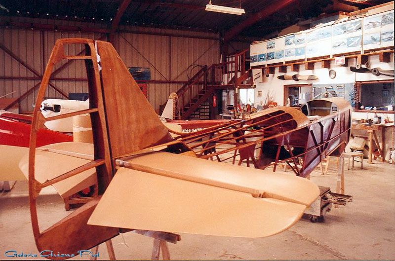 005_essai_d_assemblage_des_empennages.jpg