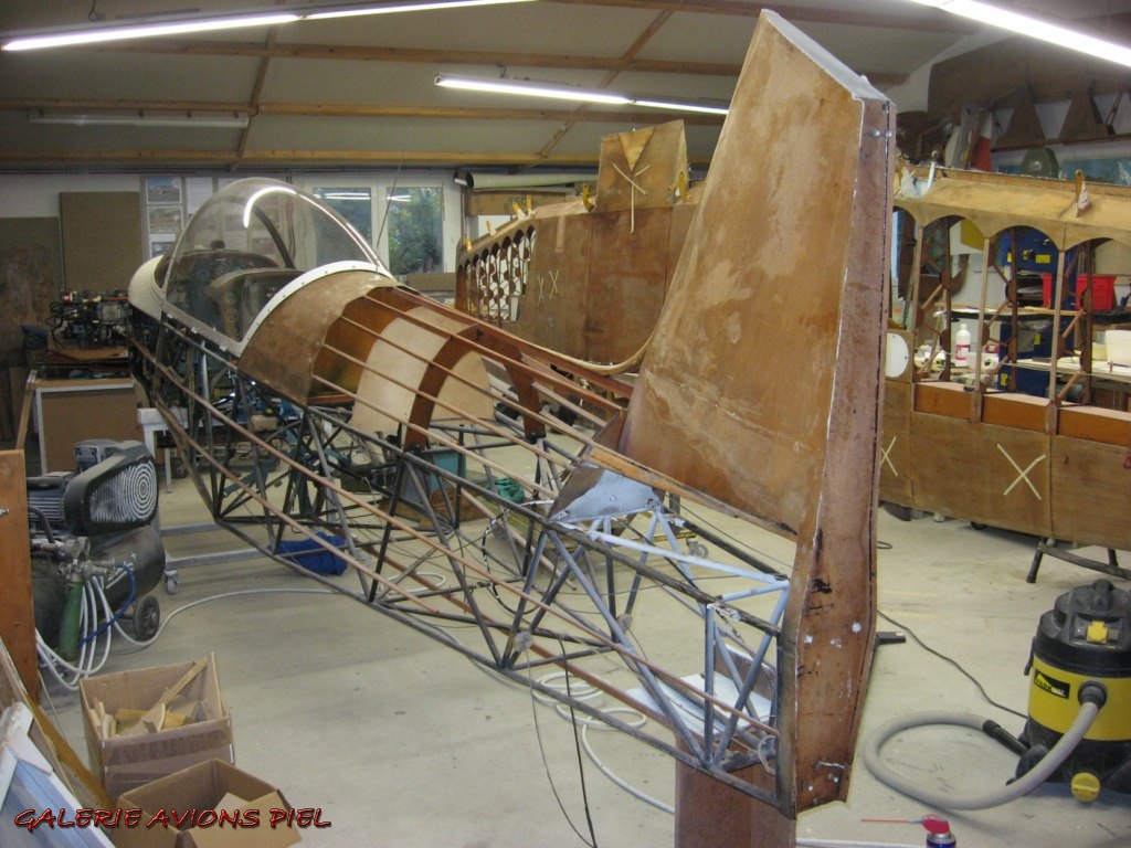 Restauration_F-PYHM__2802829.JPG