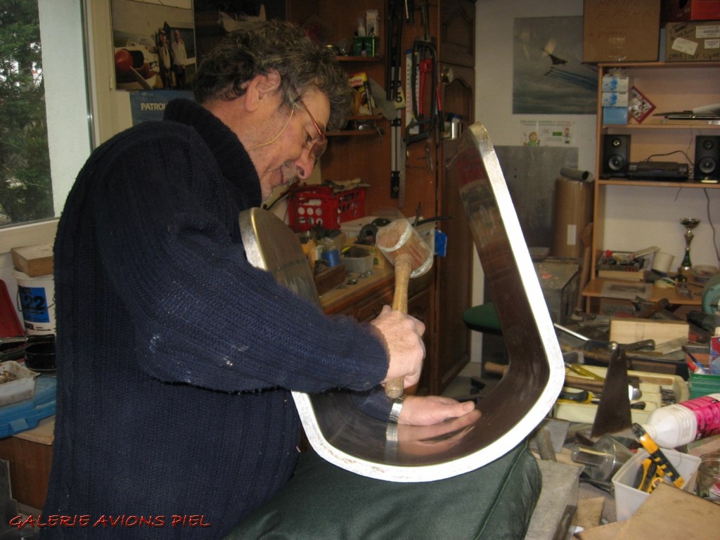 Restauration_F-PYHM__2804229.JPG